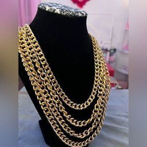 Elegant Gold Chain Necklace